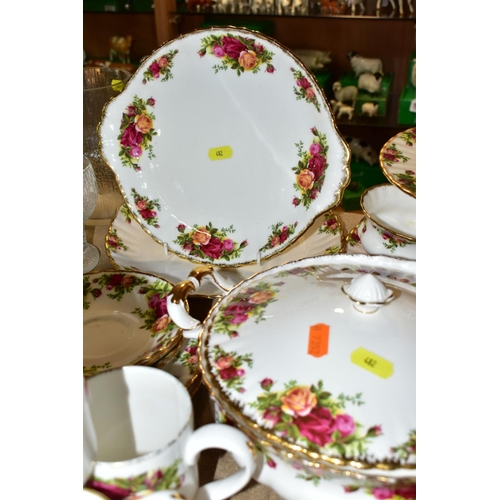 482 - ROYAL ALBERT OLD COUNTRY ROSES PART DINNER SERVICE, comprising ten 26cm plates, nine seconds, 20.5cm... 