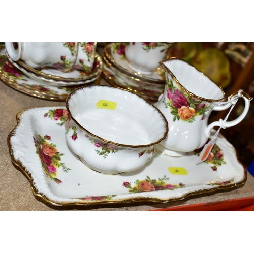 484 - ROYAL ALBERT OLD COUNTRY ROSES TEA/DINNER WARES ETC, comprising six 26cm dinner plates (all seconds,... 