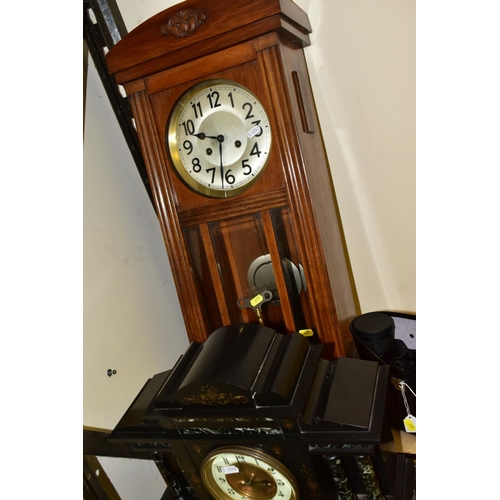 495 - A LATE VICTORIAN BLACK SLATE AND MARBLE MANTLE CLOCK, TWO OTHER CLOCKS AND TWO PAIRS OF BINOCULARS, ... 