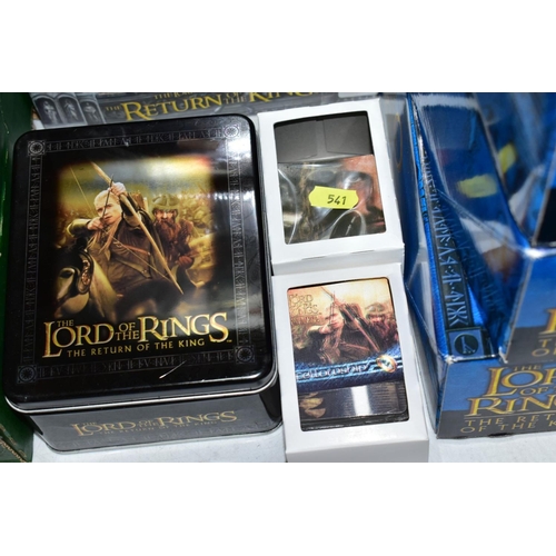 541 - A QUANTITY OF BOXED LORD OF THE RINGS, THE RETURN OF THE KING FIGURES, ARAGON, GANDALF AND LEGOLAS, ... 