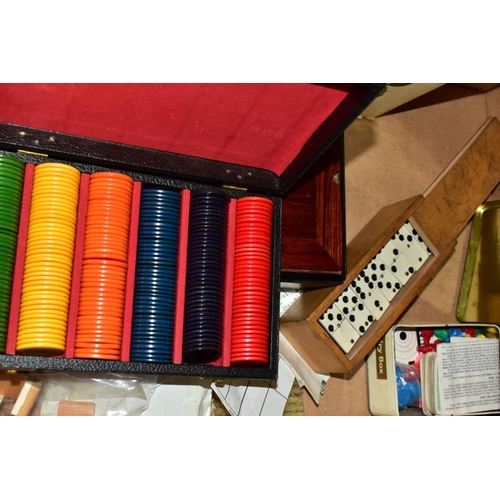 568 - A QUANTITY OF ASSORTED GAMES AND CARDS, etc, Mah-Jong, Halma, Waddington's 'sorry', Draughts, Chess,... 