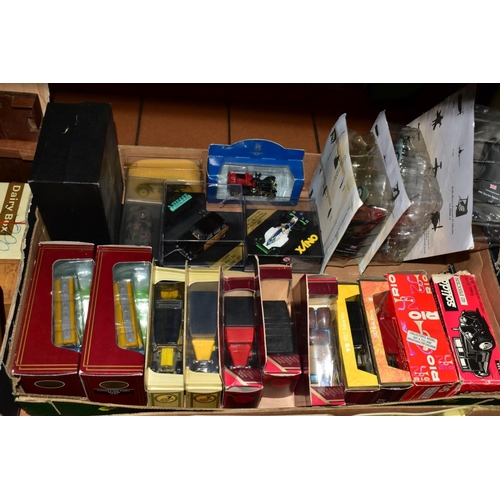 569 - A QUANTITY OF BOXED MODERN DIECAST VEHICLES, Matchbox 'Models of Yesteryear', mainly 1970's and 1980... 