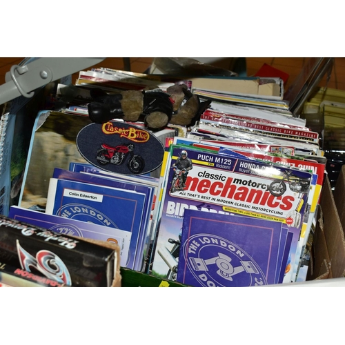 581 - BOOKS AND MAGAZINES, four boxes containing a selection of Military and Transport titles including en... 