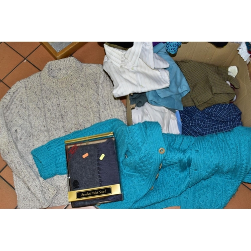 600 - LADIES AND MENS WEAR, including ladies Windsmoor jacket size 14, Eastex coat size 14, Tricoville pin... 