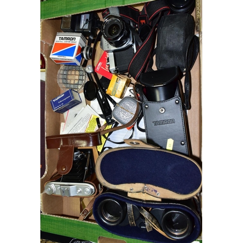 610 - A BOX OF PHOTOGRAPHIC EQUIPMENT, to include a Pentax Sp100 SLR film camera with Pentax 55mm f2 and 2... 