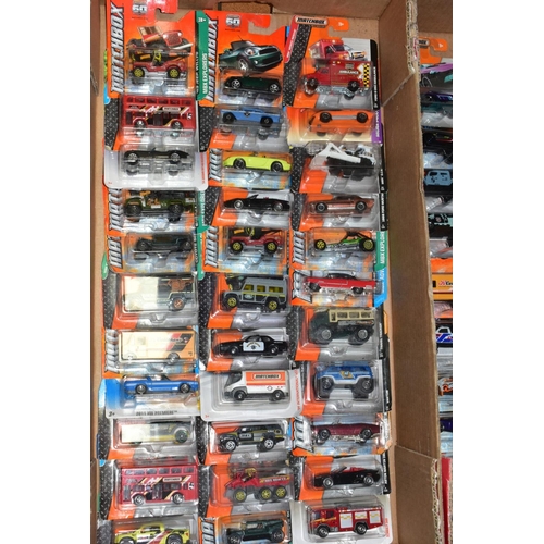 632 - A QUANTITY OF HOT WHEELS AND MATCHBOX DIECAST VEHICLES, all modern issues, majority still sealed in ... 