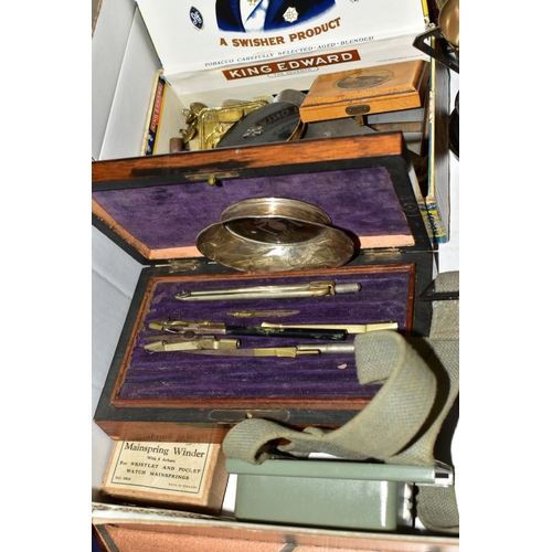 633 - A BOX AND LOOSE OF COLLECTABLES, including a tin of corkscrews and beer taps, a cased brass surveyor... 