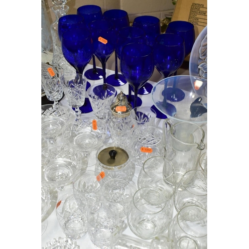 655 - VARIOUS CUT AND COLOLURED GLASSWARES, to include a boxed Sophie Conran for Portmerion decanter, two ... 