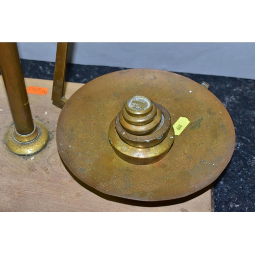 668 - AN EARLY 20TH CENTURY BALANCE BEAM SCALE WITH WEIGHTS, impressed G.R mark with calibration numbers, ... 