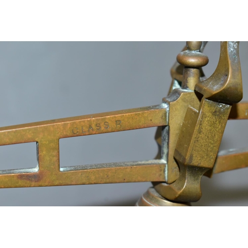 668 - AN EARLY 20TH CENTURY BALANCE BEAM SCALE WITH WEIGHTS, impressed G.R mark with calibration numbers, ... 