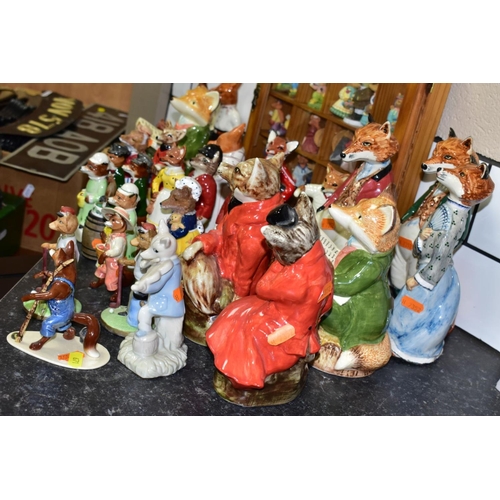 671 - A COLLECTION OF SIXTY ONE NOVELTY FOX ORNAMENTS AND SCULPTURES to include Enesco Beatrix Potter figu... 