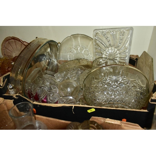 721 - FOUR BOXES AND LOOSE ASSORTED GLASSWARES, to include American glass tea cups, saucers and tray, circ... 