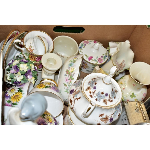 740 - A BOX AND LOOSE CERAMICS AND SUNDRYS, ETC, to include a Royal Albert Lorraine covered sugar bowl, Do... 