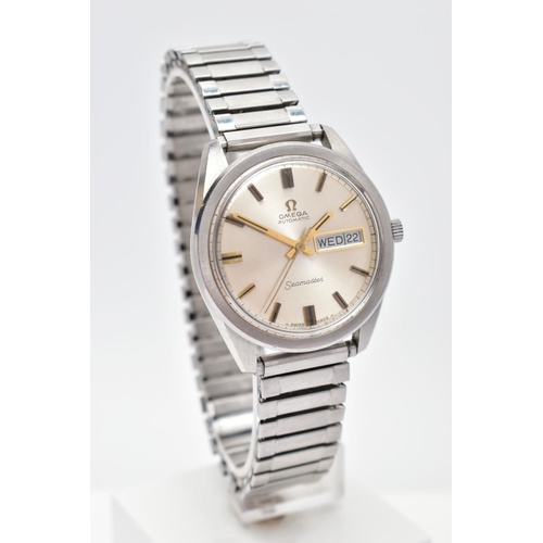 75 - A GENT'S AUTOMATIC OMEGA SEAMASTER WRISTWATCH, round silver dial signed 'Omega Automatic, Sea Master... 