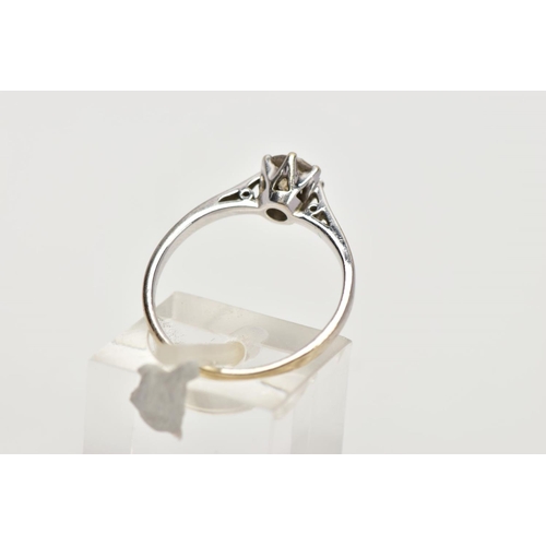 91 - A MODERN 18CT WHITE GOLD DIAMOND SINGLE STONE RING, a modern round brilliant cut diamond claw set, e... 