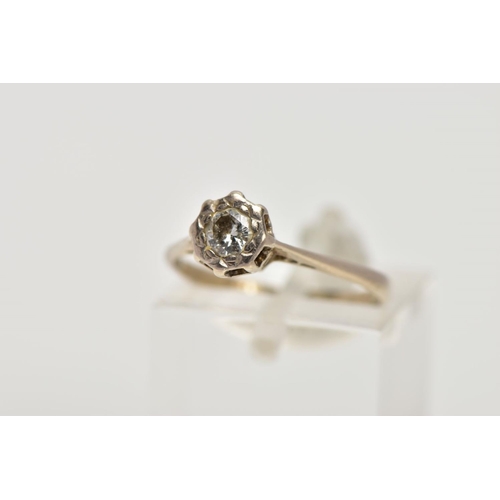 92 - A 18CT WHITE GOLD DIAMOND SINGLE STONE DIAMOND RING, a modern round brilliant cut diamond illusion s... 