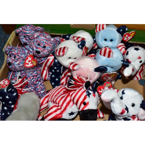 109 - A QUANTITY OF TY BEANIE BUDDIES AND BEANIE BABIES ON AN AMERICAN THEME, all with tags, majority with... 