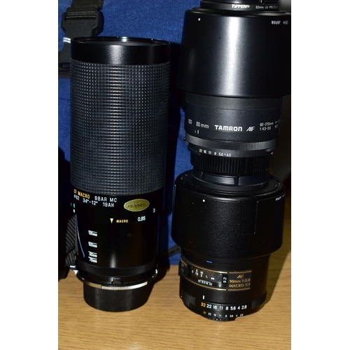 119 - A NIKON AF-S ED DX VR 18-140mm f3.5 lens, a Nikon AF-S G ED 70-300mm f4.5 lens, a Tamron Sp 70-210mm... 