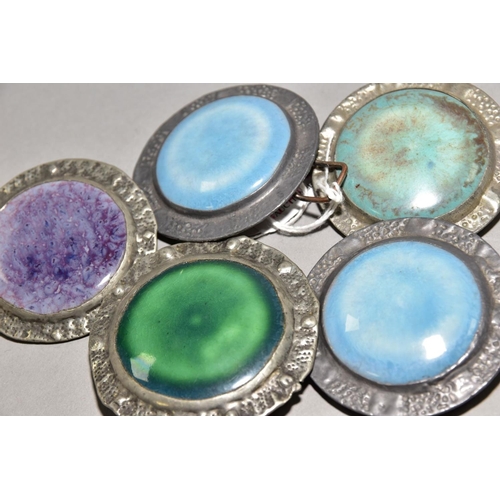 168 - A RUSKIN ENAMEL SET INTO A PEWTER BROOCH MOUNT, there is a mirror and powder compact verso marked Ru... 