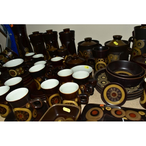 60 - A QUANTITY OF DENBY ARABESQUE PATTERN COFFEE AND TEAWARES AND A SMALL NUMBER OF OVEN TO TABLEWARES, ... 