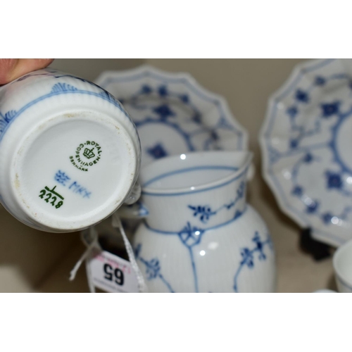 65 - FIVE PIECES OF ROYAL COPENHAGEN ONION PATTERN BLUE AND WHITE PORCELAIN, comprising a cream jug (1/22... 