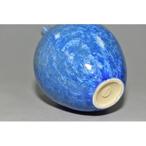 87 - SIMON RICH (BRITISH 1949) A BLUE CRYSTALLINE GLAZE VASE of swollen ovoid form with elongated neck, i... 