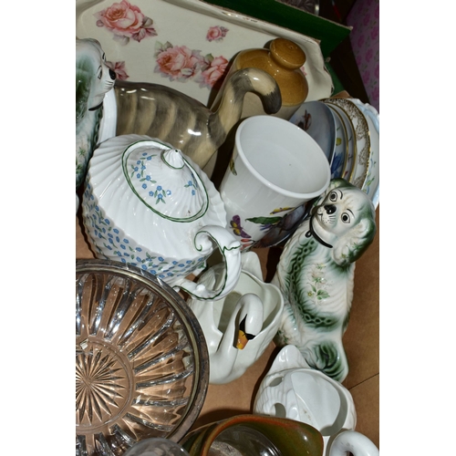 788 - THREE BOXES AND LOOSE CERAMICS, to include Aynsley 'Forget Me Not' teapot, 12154 pattern tea wares, ... 