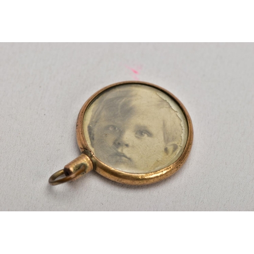 115 - THREE ITEMS, to include a pair of simulated pearl drop earrings, with non pierced screw back fitting... 