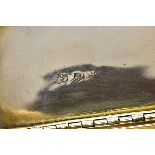 125 - A SILVER TABLE SNUFF BOX, embossed fox hunting scene to the lid, engine turned design to the sides a... 