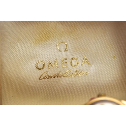 154 - A GENTS 18CT GOLD OMEGA CONSTELLATION WRISTWATCH, automatic movement, round champagne dial signed 'O... 