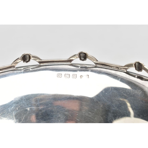 156 - A SILVER MAPPIN & WEBB BONBON DISH, of a circular plain polished form, castellated border, on a circ... 