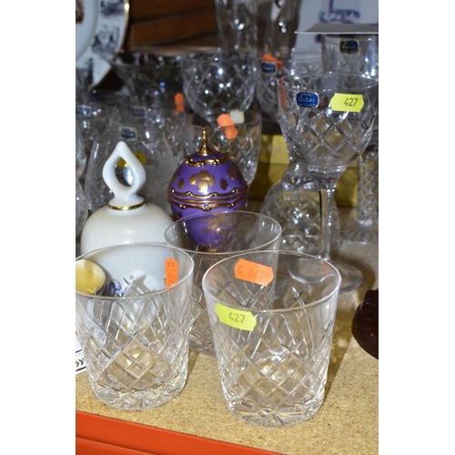 427 - A MIXED GROUP OF CERAMICS AND GLASS, to include five ceramic Bells Whisky decanters (still sealed), ... 
