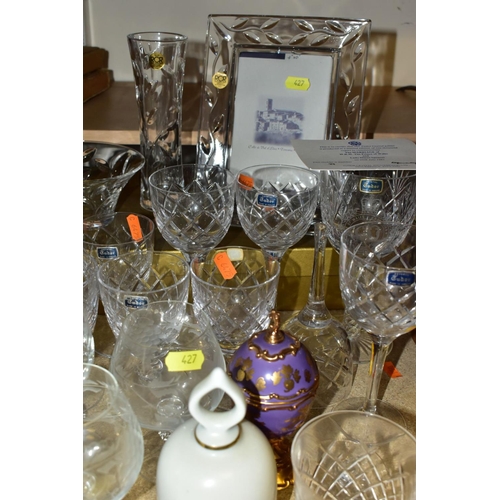 427 - A MIXED GROUP OF CERAMICS AND GLASS, to include five ceramic Bells Whisky decanters (still sealed), ... 