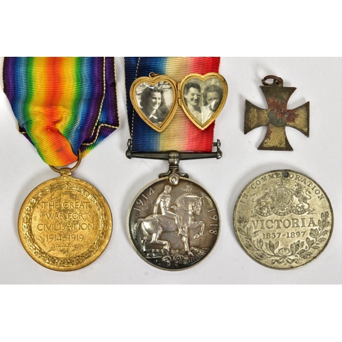 126 - A WWI BRITISH WAR & VICTORY MEDALS named to 8914 Pte F R Martin Suffolk Reg't. Frank Rowland Martin ... 