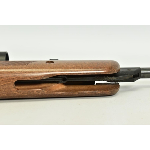 27 - A MK 6 .177' B.S.A. METEOR AIR RIFLE serial number ZE - 303959-12 fitted with a 3-9 x 40 scope, it s... 