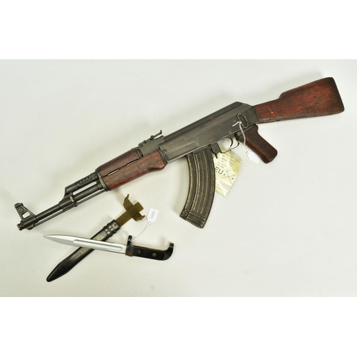 31 - A 7.62mm AK47 KALASHNIKOV ASSAULT RIFLE serial number 2L17734 complete with a current EU Deactivatio... 