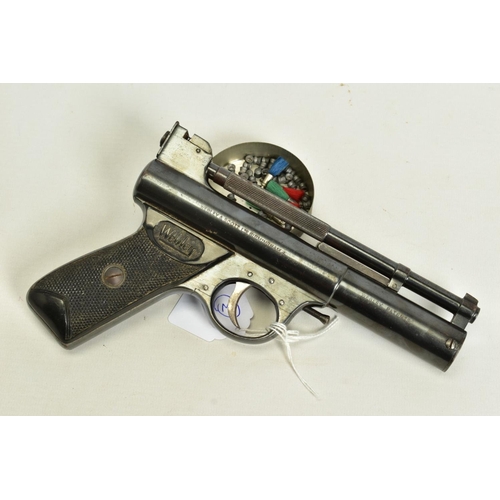 35 - A .177'' MK 1 POST WWII WEBLEY & SCOTT AIR PISTOL batch number 880, it is in good working condition ... 