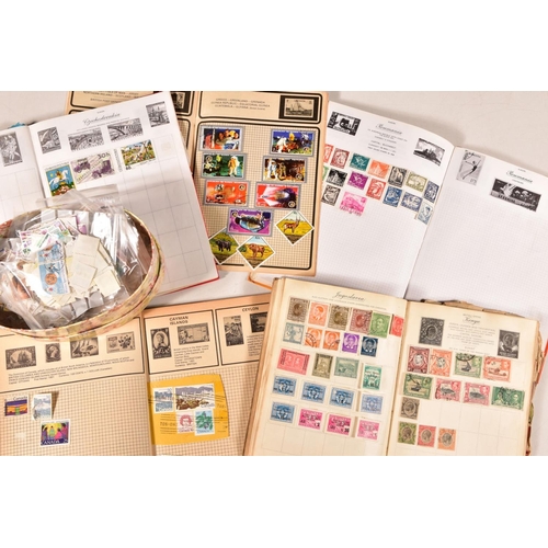 5 - STAMP COLLECTION IN FIVE ALBUMS AND LOOSE