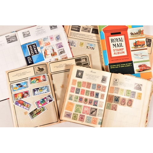 5 - STAMP COLLECTION IN FIVE ALBUMS AND LOOSE