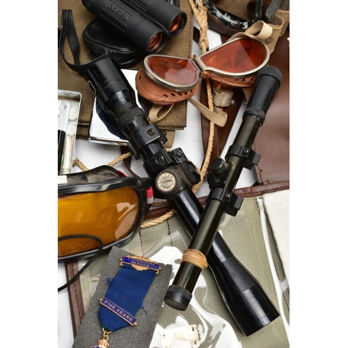 87 - A LARGE BOX CONTAINING MISCELLANEOUS MILITARY ITEMS including inert rounds, clips, mags, goggles, to... 