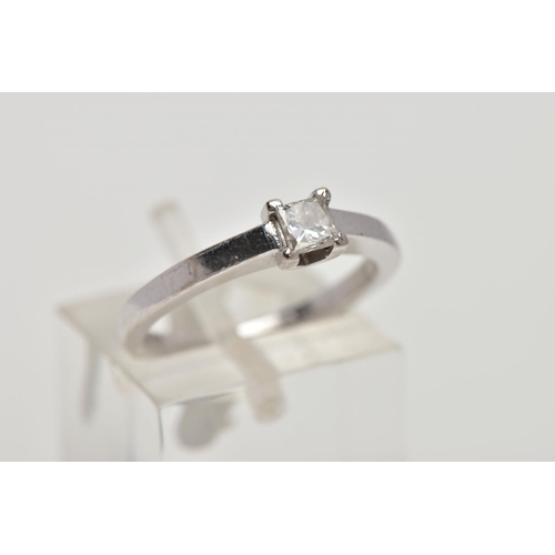 192 - AN 18CT WHITE GOLD SINGLE STONE DIAMOND RING, the princess cut diamond within a four claw setting to... 