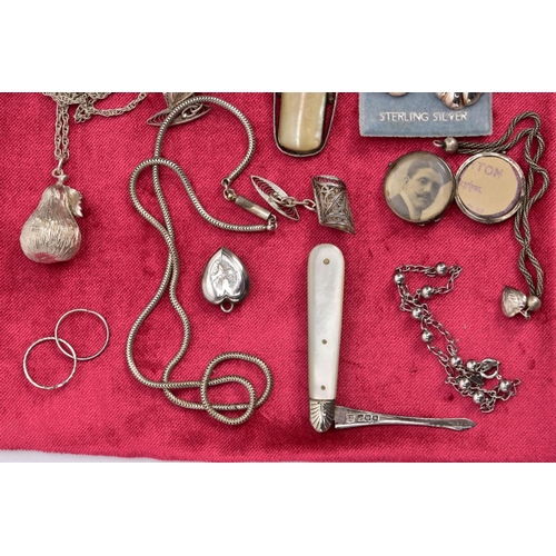 351 - A SELECTION OF SILVER AND WHITE METAL ITEMS, to include a Victorian silver berry spoon, gilt bowl wi... 