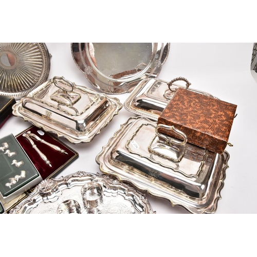 377 - A BOX OF ASSORTED WHITE METAL ITEMS, to include three rectangular entrée dishes with covers, a cased... 