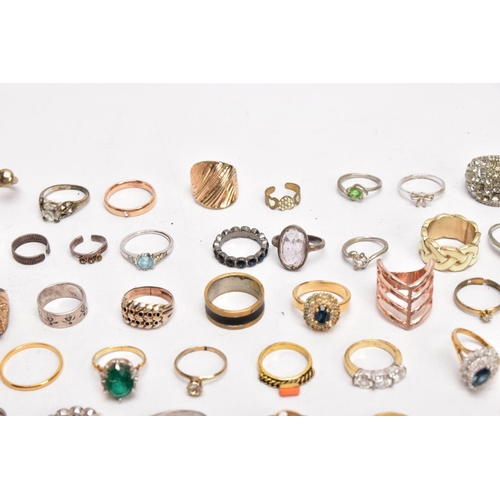 380 - A BAG OF MOSTLY COSTUME RINGS, yellow and white metal rings in various styles, some fitted with past... 