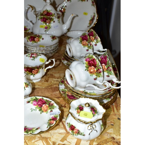 432 - FORTY EIGHT PIECES OF ROYAL ALBERT OLD COUNTRY ROSES (GIFT AND TEAWARES, comprising teapot, sugar bo... 