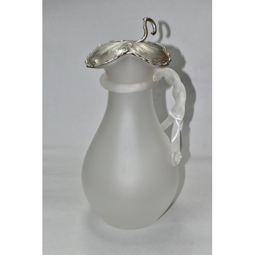 463 - A FROSTED GLASS WATER JUG OF BALUSTER FORM, with vine leaf shaped white metal hinged cover, indistin... 