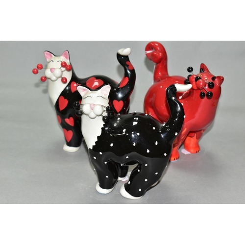 464 - THREE LACOMBE WILLITTS DESIGNS 'WHIMSICLAY' CERAMIC CATS, comprising a black and white polka dot cat... 