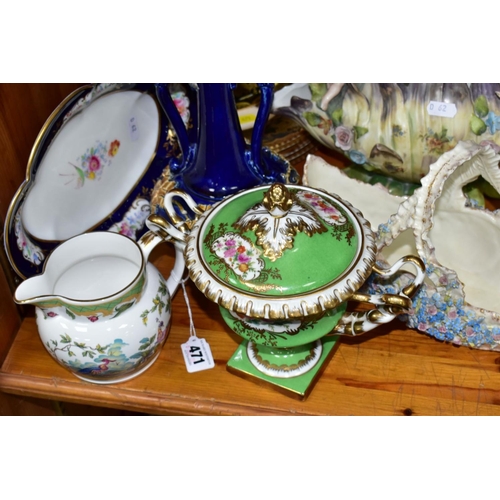 471 - A COLLECTION OF ASSORTED LATE 19TH AND 20TH CENTURY BRITISH AND CONTINENTAL CERAMICS, including a Sp... 