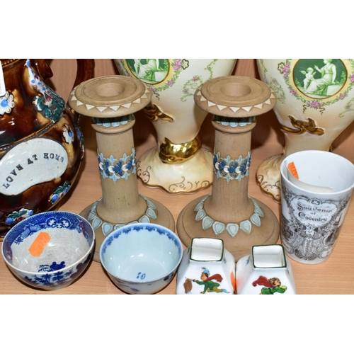 513 - A SMALL GROUP OF 18TH/19TH AND 20TH CENTURY CERAMICS, including a late 18th Century pearlware tea bo... 