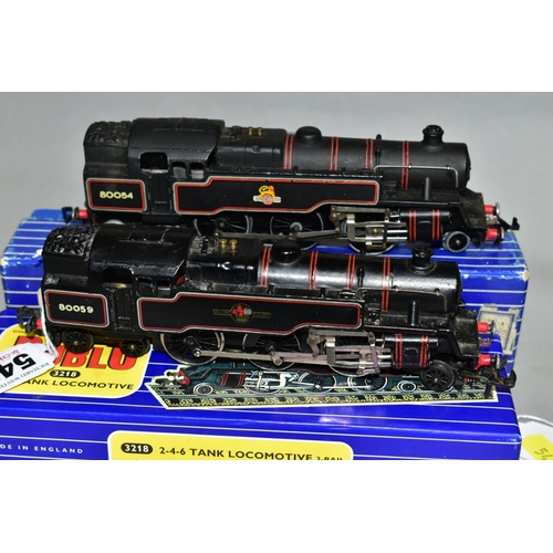 542 - TWO BOXED HORNBY DUBLO CLASS 4MT STANDARD TANK LOCOMOTIVES, No 80059 (3218) and 80054 (EDL18), both ... 